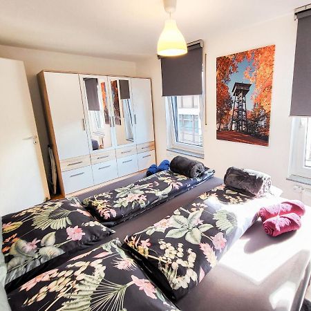 Zentrale Ferienwohnung In Aalen City Mit 4-Sternen Eksteriør bilde