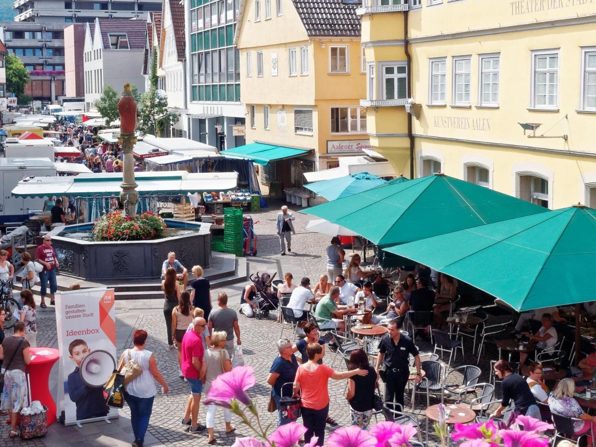 Zentrale Ferienwohnung In Aalen City Mit 4-Sternen Eksteriør bilde